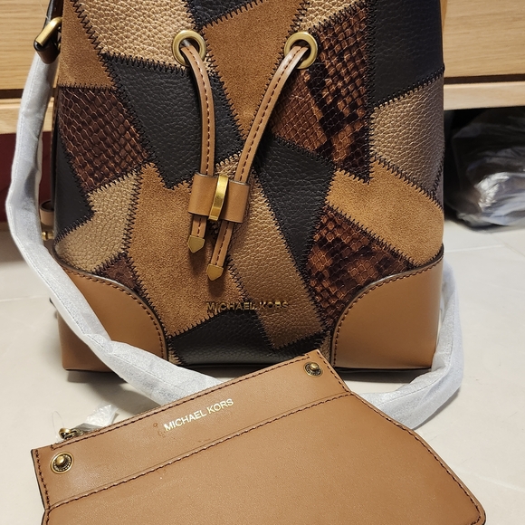 Michael Kors Tan and Black Patchwork Shoulder Bag - Picture 2 of 2